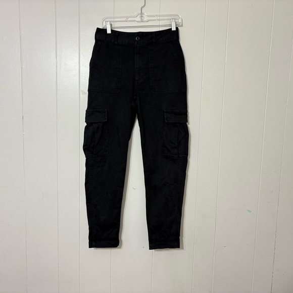 Aritzia TNA Cargo Pants Women's Black  (READ) - Picture 1 of 4